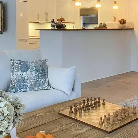 Lovely In With Sauna 펜션 *