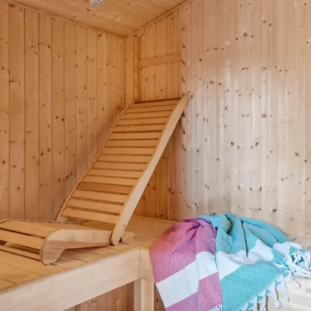 Lovely In With Sauna 펜션