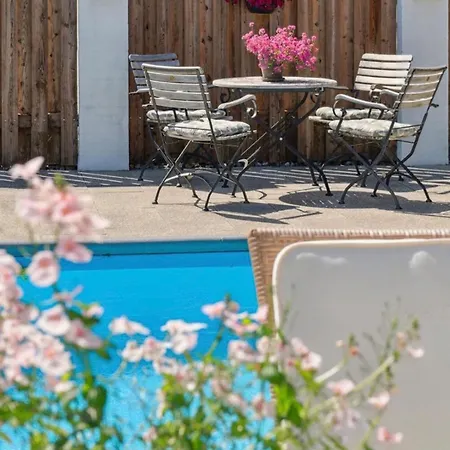 Lovely In With Sauna 펜션 길렐라이에